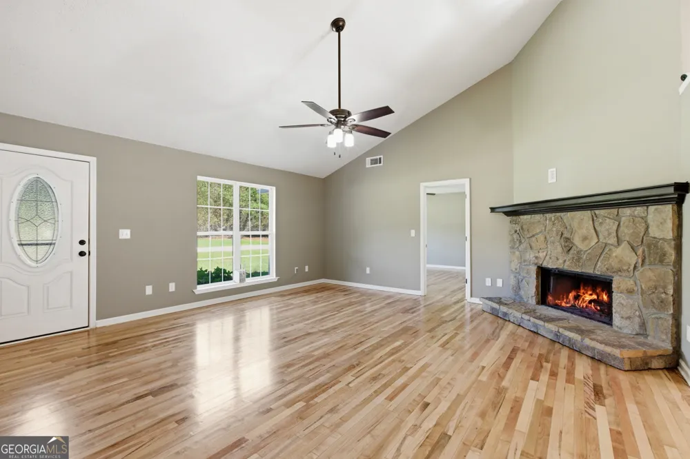 171 Winding WAY Hartwell, GA 30643