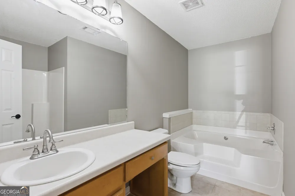 171 Winding WAY Hartwell, GA 30643