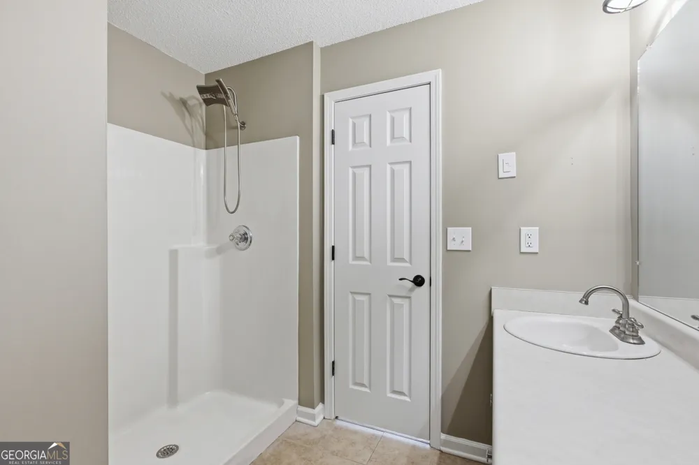 171 Winding WAY Hartwell, GA 30643