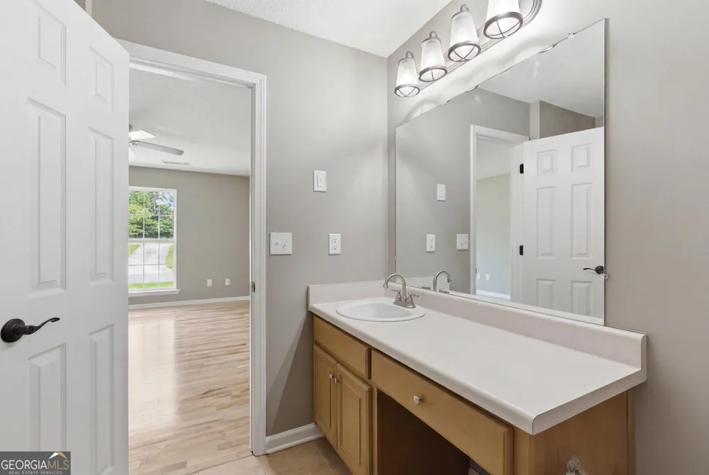 171 Winding WAY Hartwell, GA 30643