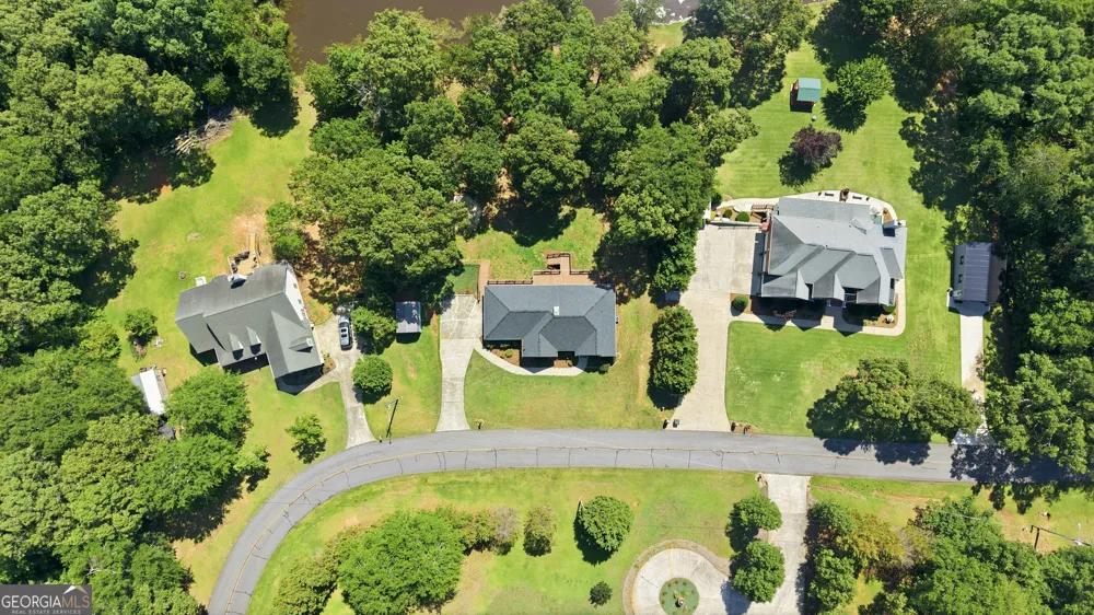 171 Winding WAY Hartwell, GA 30643