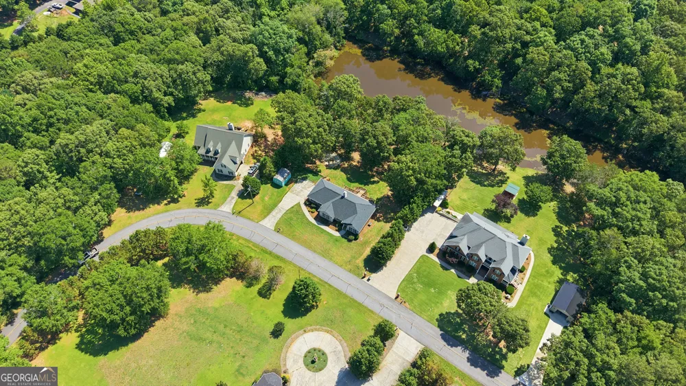 171 Winding WAY Hartwell, GA 30643