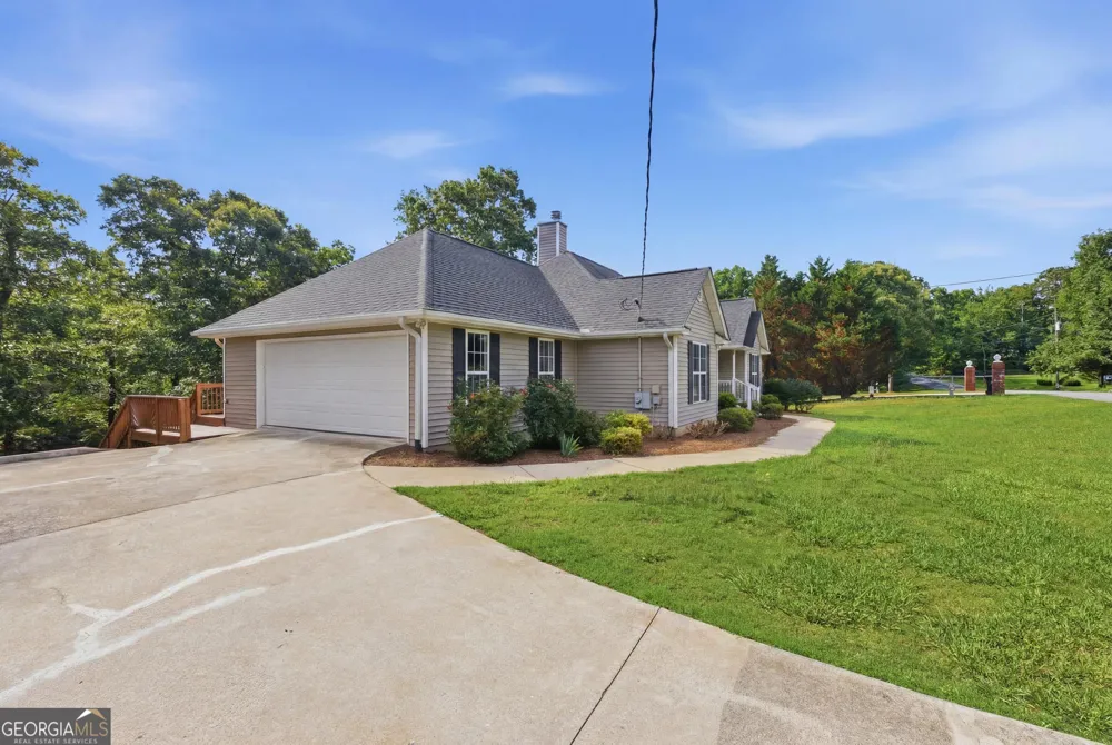 171 Winding WAY Hartwell, GA 30643