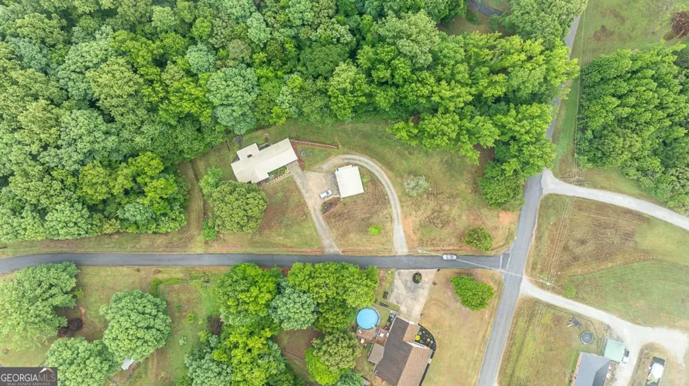 46 Sunset CIR Hartwell, GA 30643