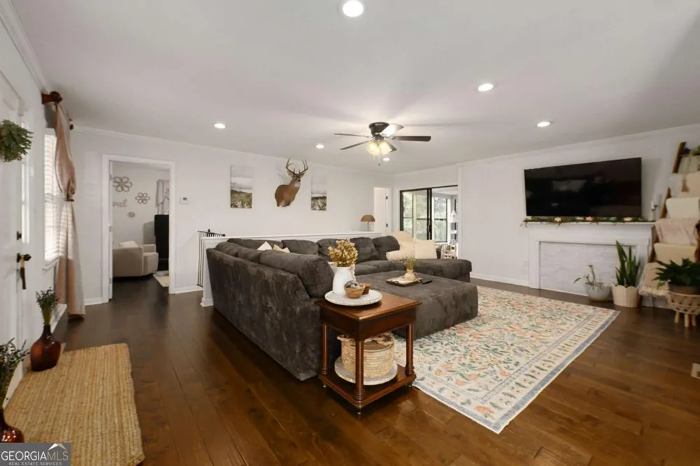 46 Sunset CIR Hartwell, GA 30643