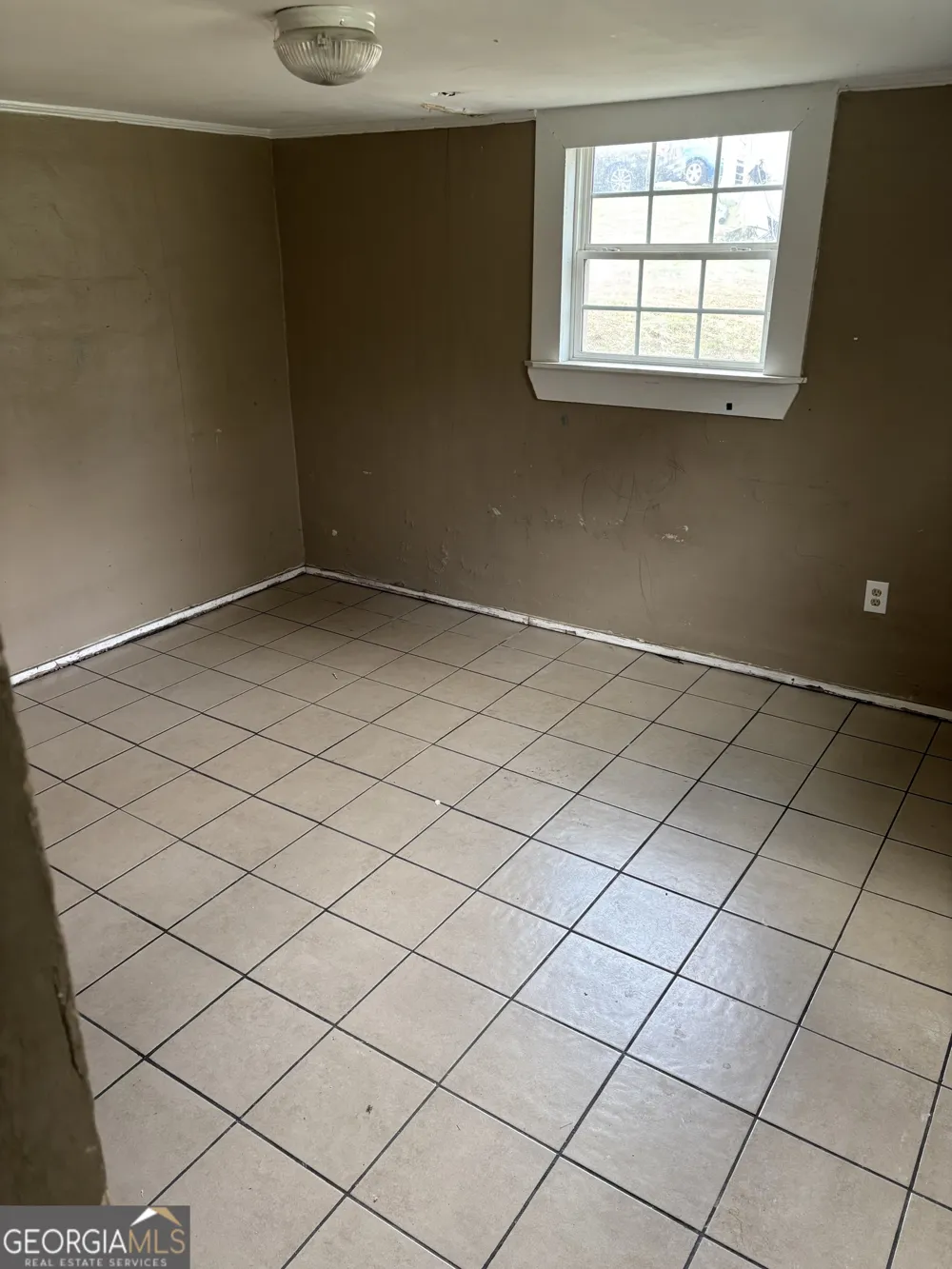 309 Crest DR Calhoun, GA 30701