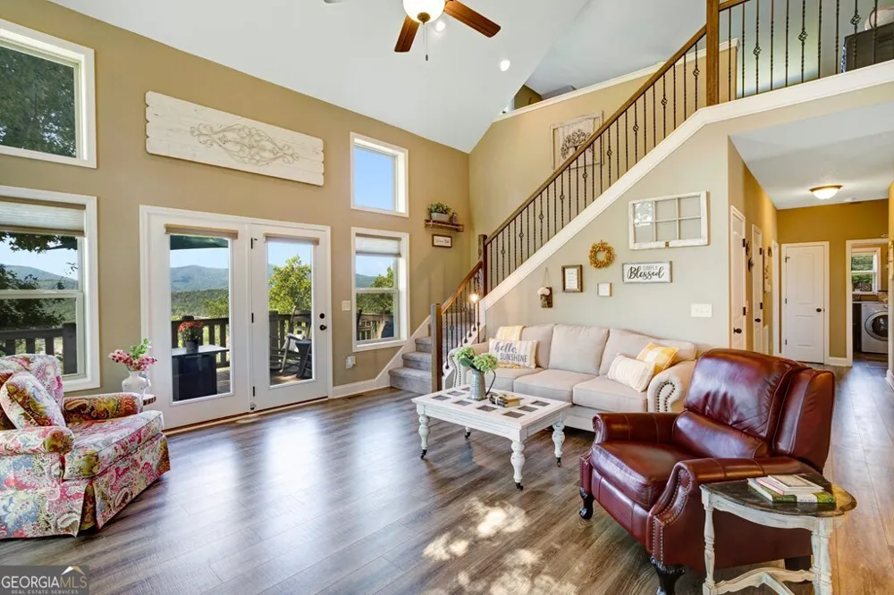 379 Chancey DR Hiawassee, GA 30546