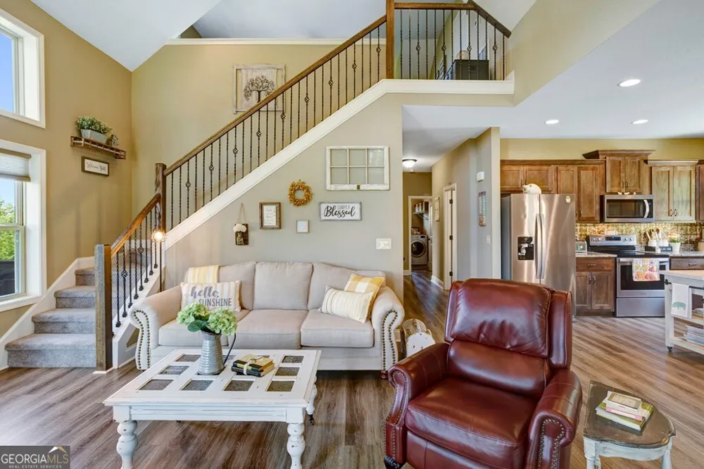 379 Chancey DR Hiawassee, GA 30546