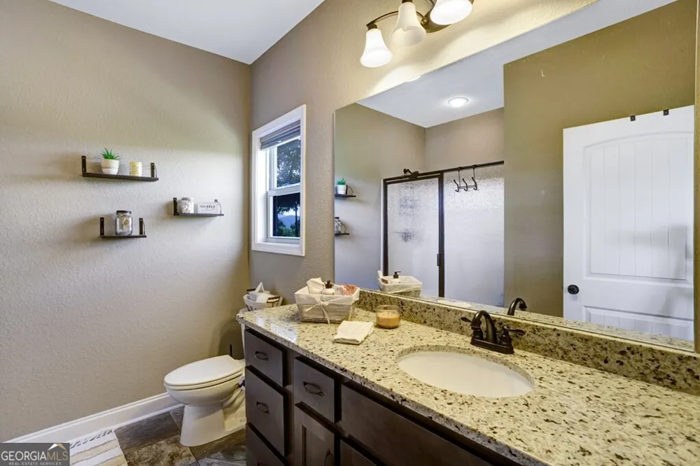 379 Chancey DR Hiawassee, GA 30546
