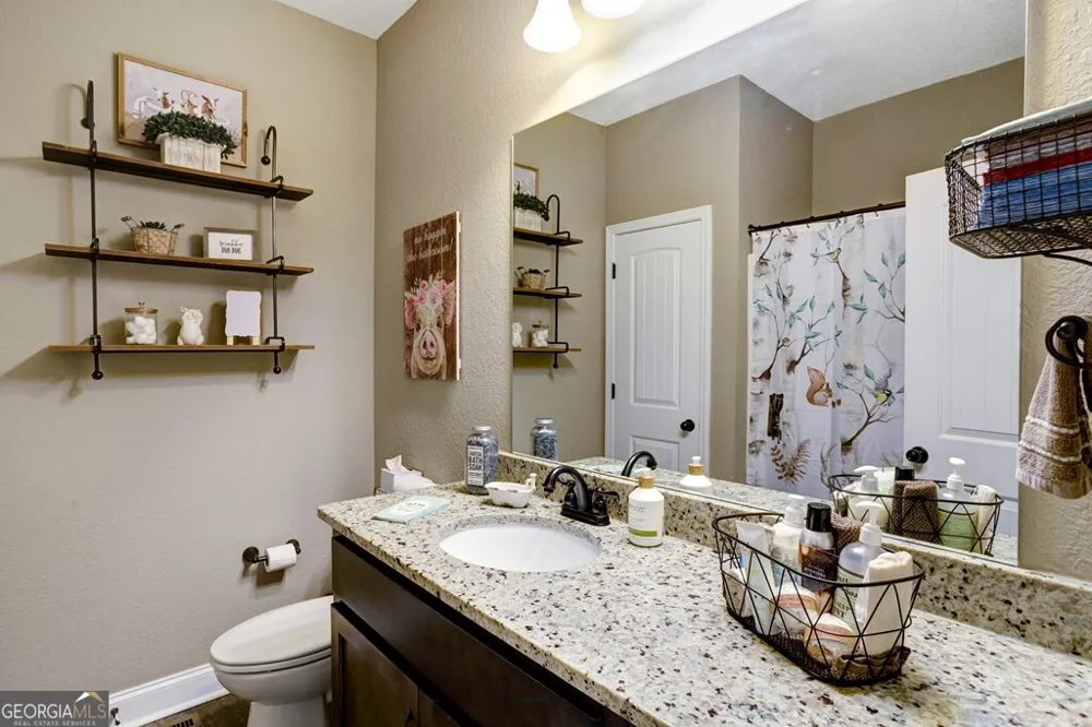 379 Chancey DR Hiawassee, GA 30546