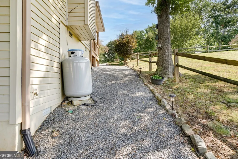 379 Chancey DR Hiawassee, GA 30546