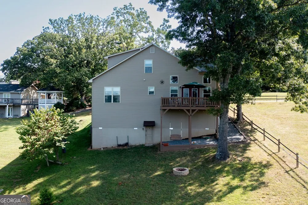 379 Chancey DR Hiawassee, GA 30546