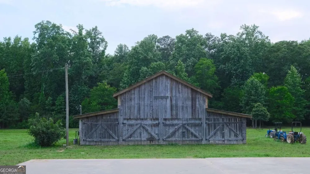 1455 Tappan Spur RD Watkinsville, GA 30677