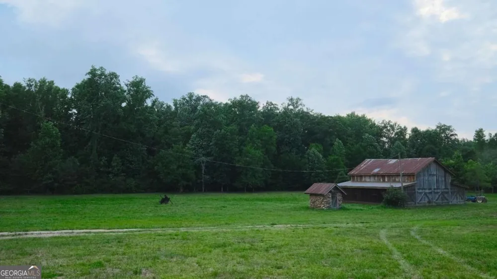 1455 Tappan Spur RD Watkinsville, GA 30677