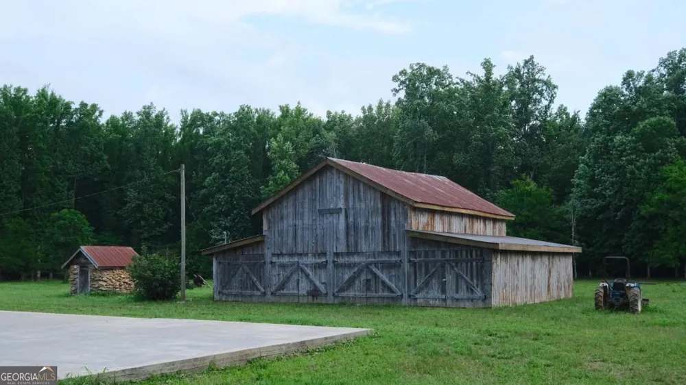 1455 Tappan Spur RD Watkinsville, GA 30677
