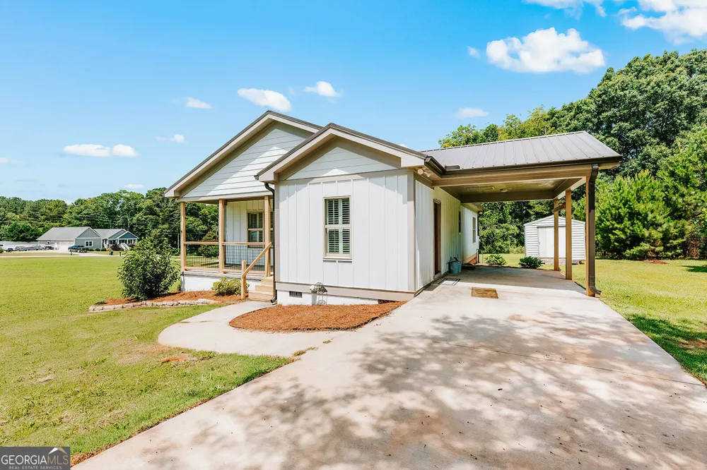 1445 N Forest AVE Hartwell, GA 30643