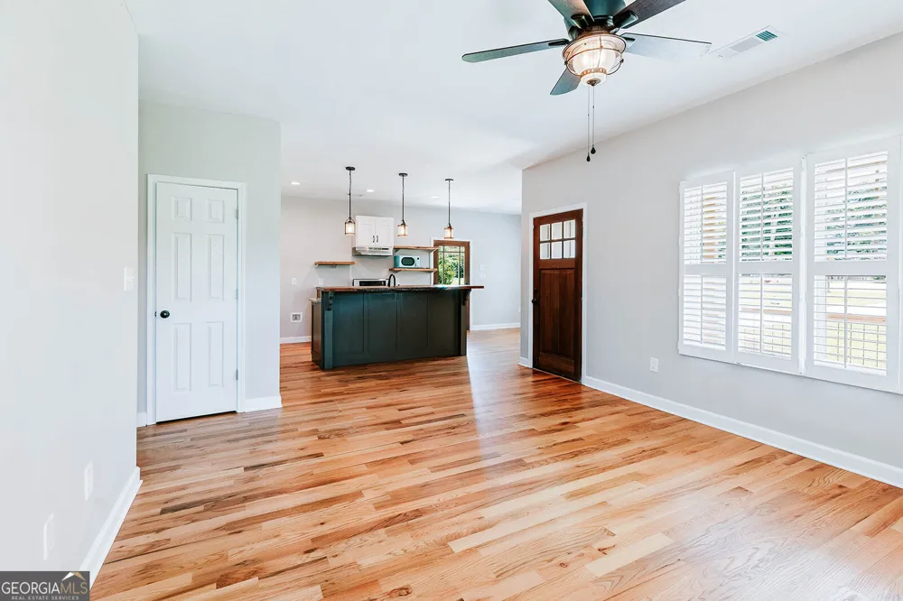 1445 N Forest AVE Hartwell, GA 30643