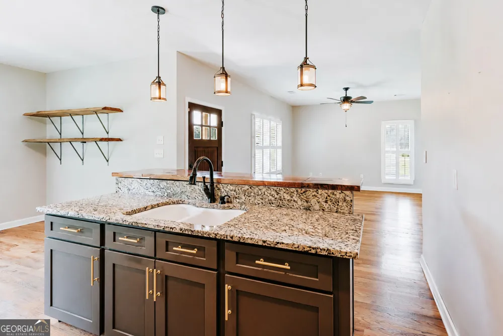 1445 N Forest AVE Hartwell, GA 30643