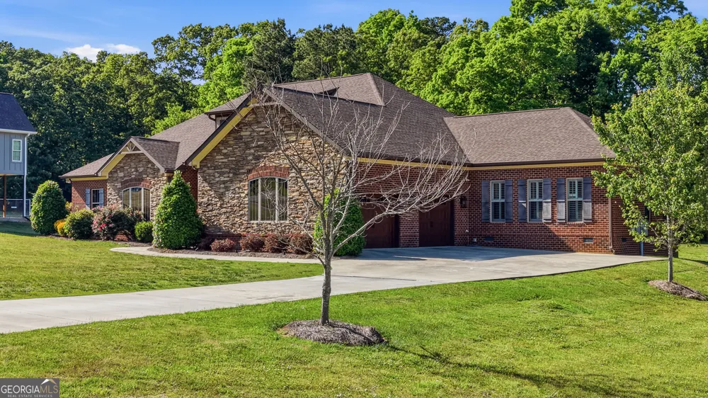1010 Buckingham WAY Rocky Face, GA 30740