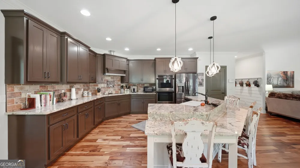 1010 Buckingham WAY Rocky Face, GA 30740
