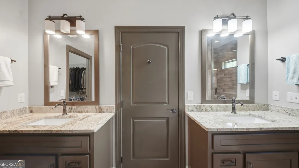1010 Buckingham WAY Rocky Face, GA 30740