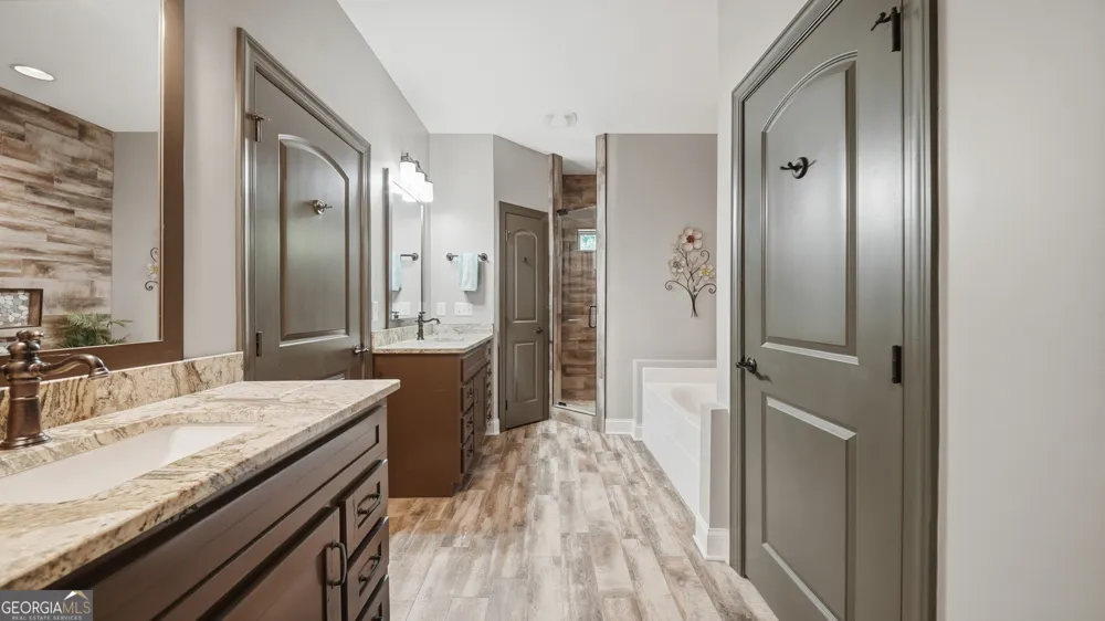 1010 Buckingham WAY Rocky Face, GA 30740