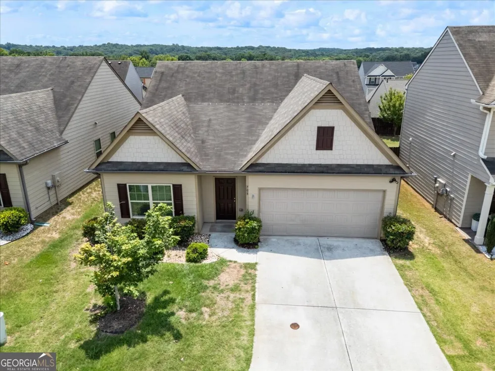 703 Independence AVE Pendergrass, GA 30567
