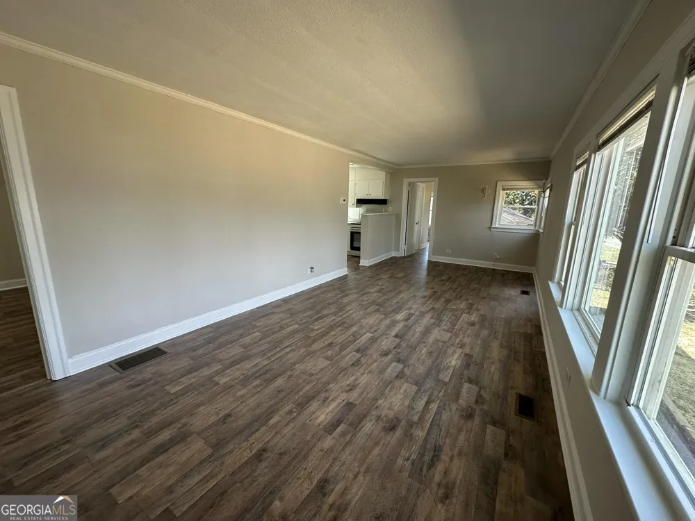 256 Chattahoochee ST Cornelia, GA 30531
