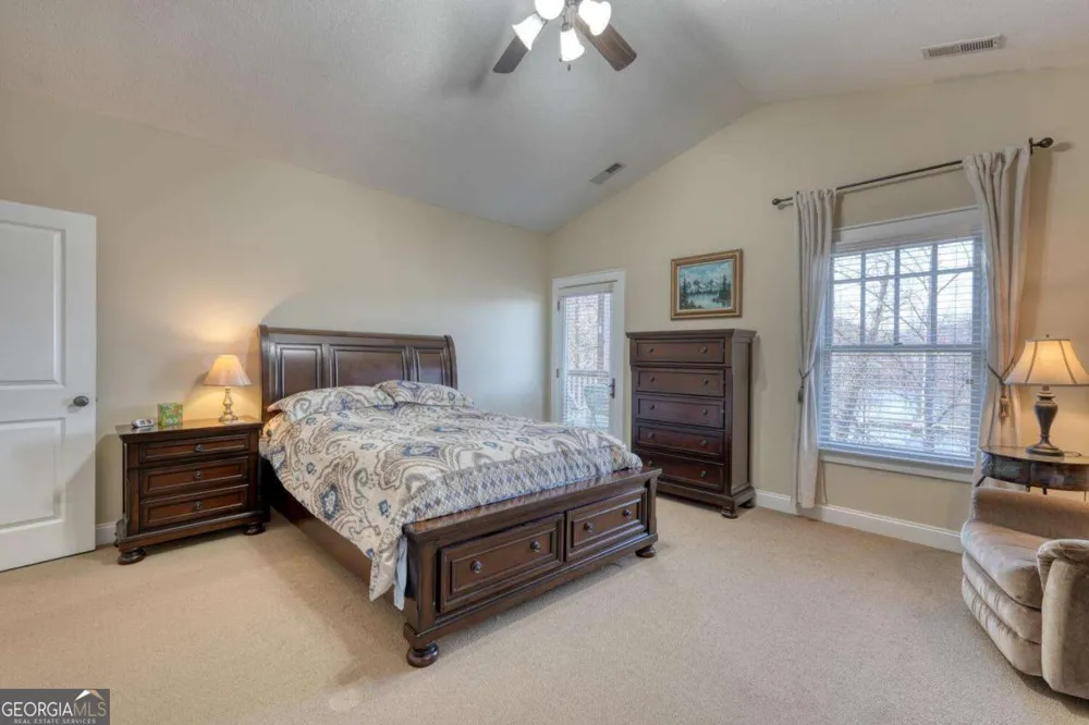 1405 Lakeside RD Hiawassee, GA 30546
