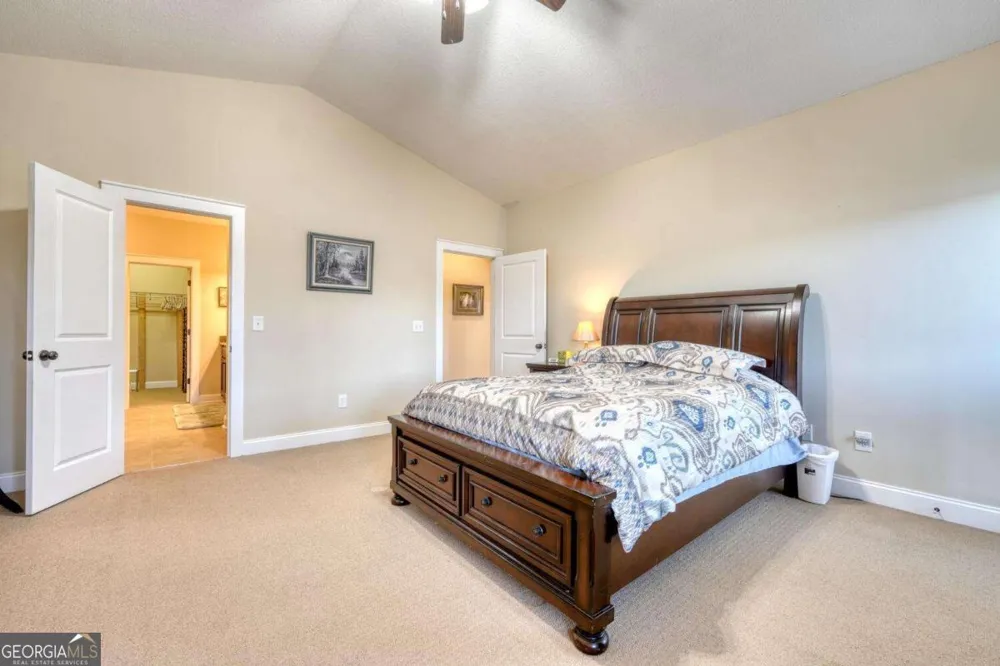 1405 Lakeside RD Hiawassee, GA 30546