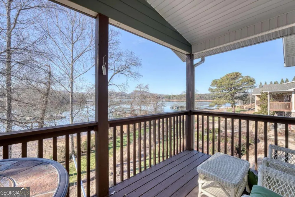 1405 Lakeside RD Hiawassee, GA 30546