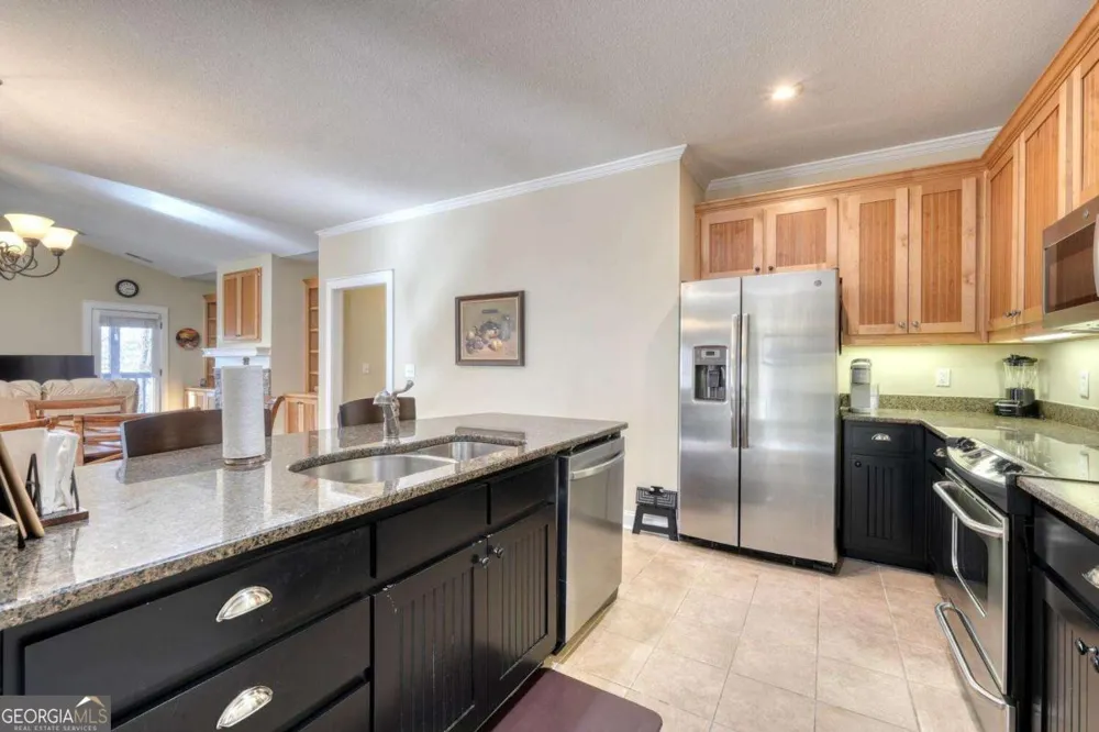 1405 Lakeside RD Hiawassee, GA 30546