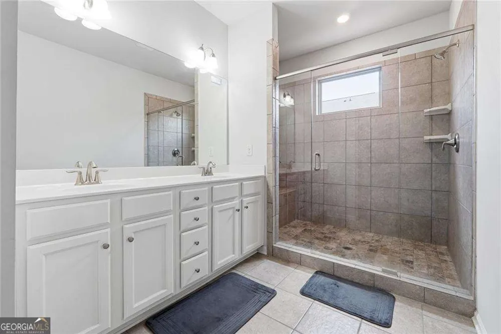 2375 Tarben DR Snellville, GA 30078