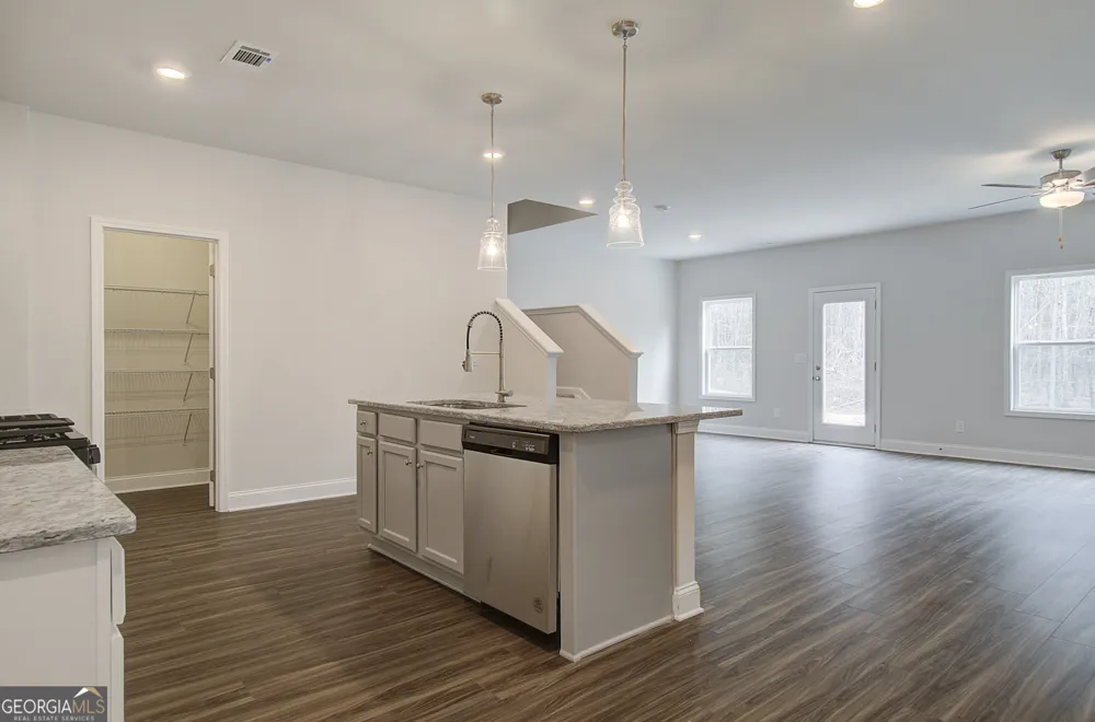 27 Butternut WAY Auburn, GA 30011
