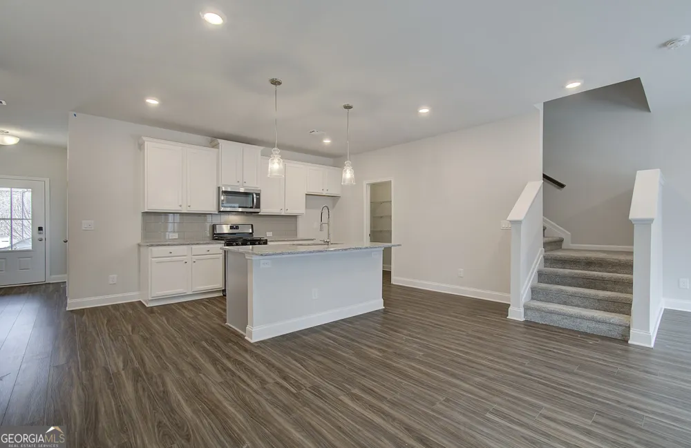 27 Butternut WAY Auburn, GA 30011