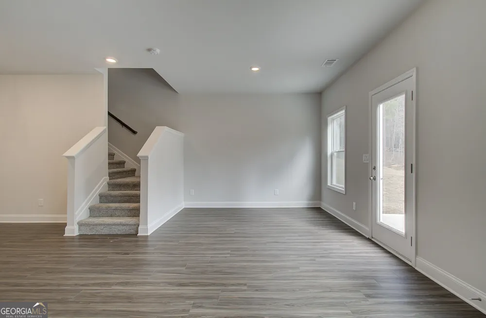 27 Butternut WAY Auburn, GA 30011