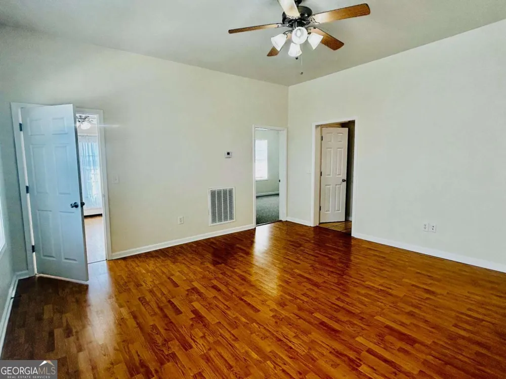 9 VICTORY ST Gainesville, GA 30501