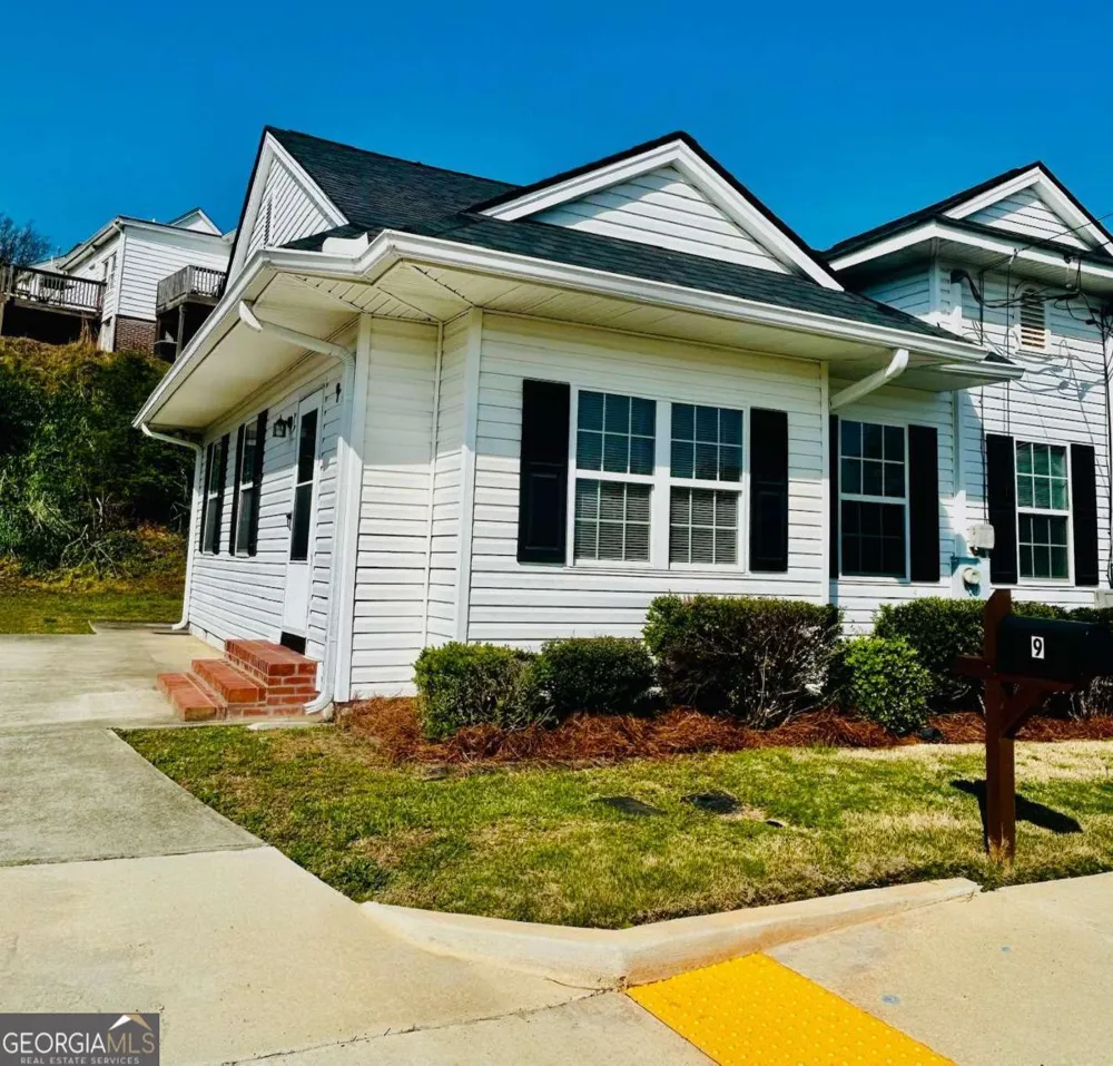 9 VICTORY ST Gainesville, GA 30501