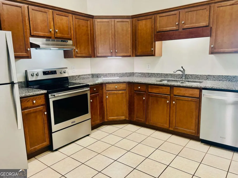 9 VICTORY ST Gainesville, GA 30501
