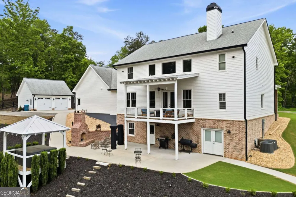 180 Laurel Ridge LN Ball Ground, GA 30107