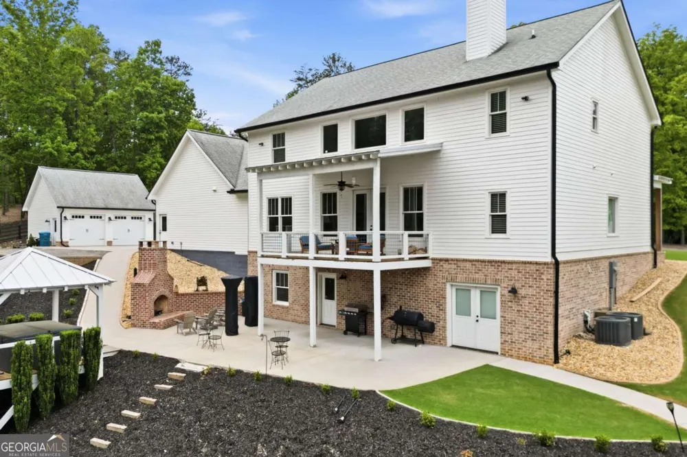 180 Laurel Ridge LN Ball Ground, GA 30107