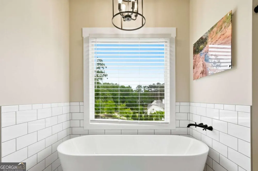 180 Laurel Ridge LN Ball Ground, GA 30107