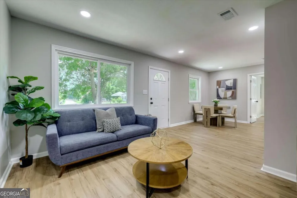 1704 Susan CIR Augusta, GA 30906