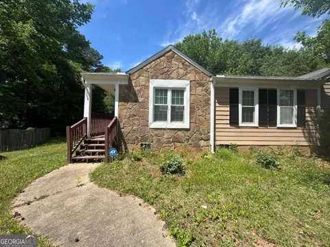 358 Pin Oak CT SW