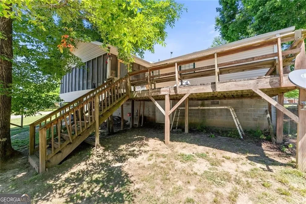 386 Allen ST Dawsonville, GA 30534