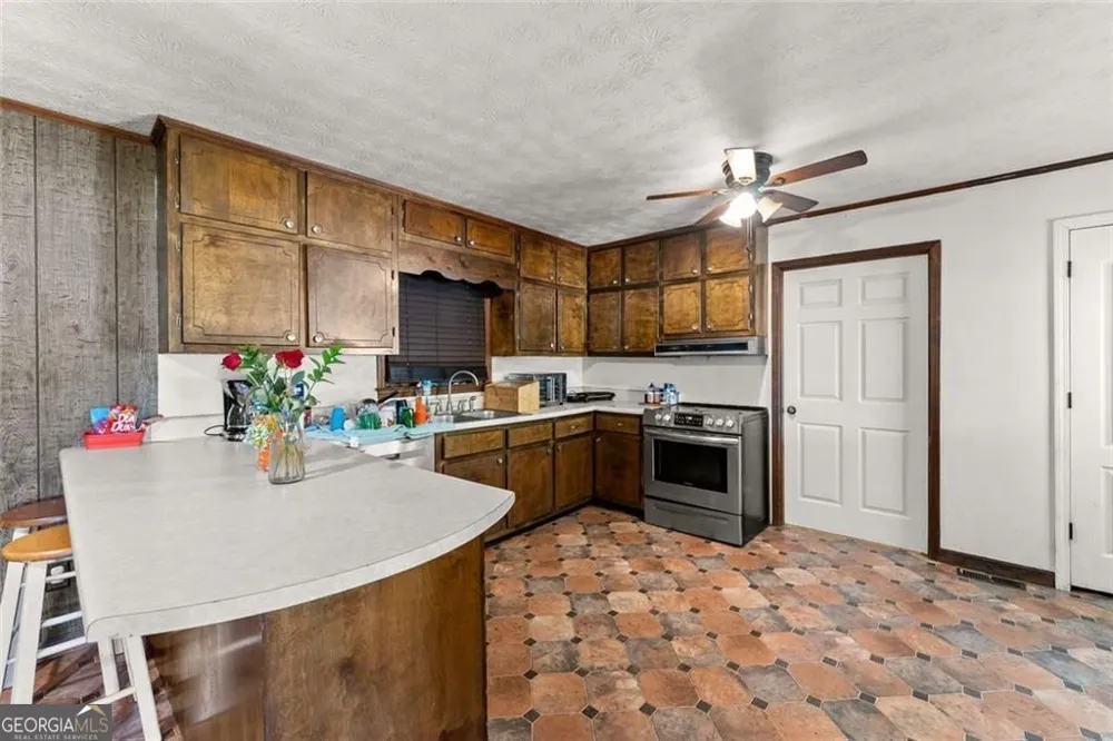 386 Allen ST Dawsonville, GA 30534