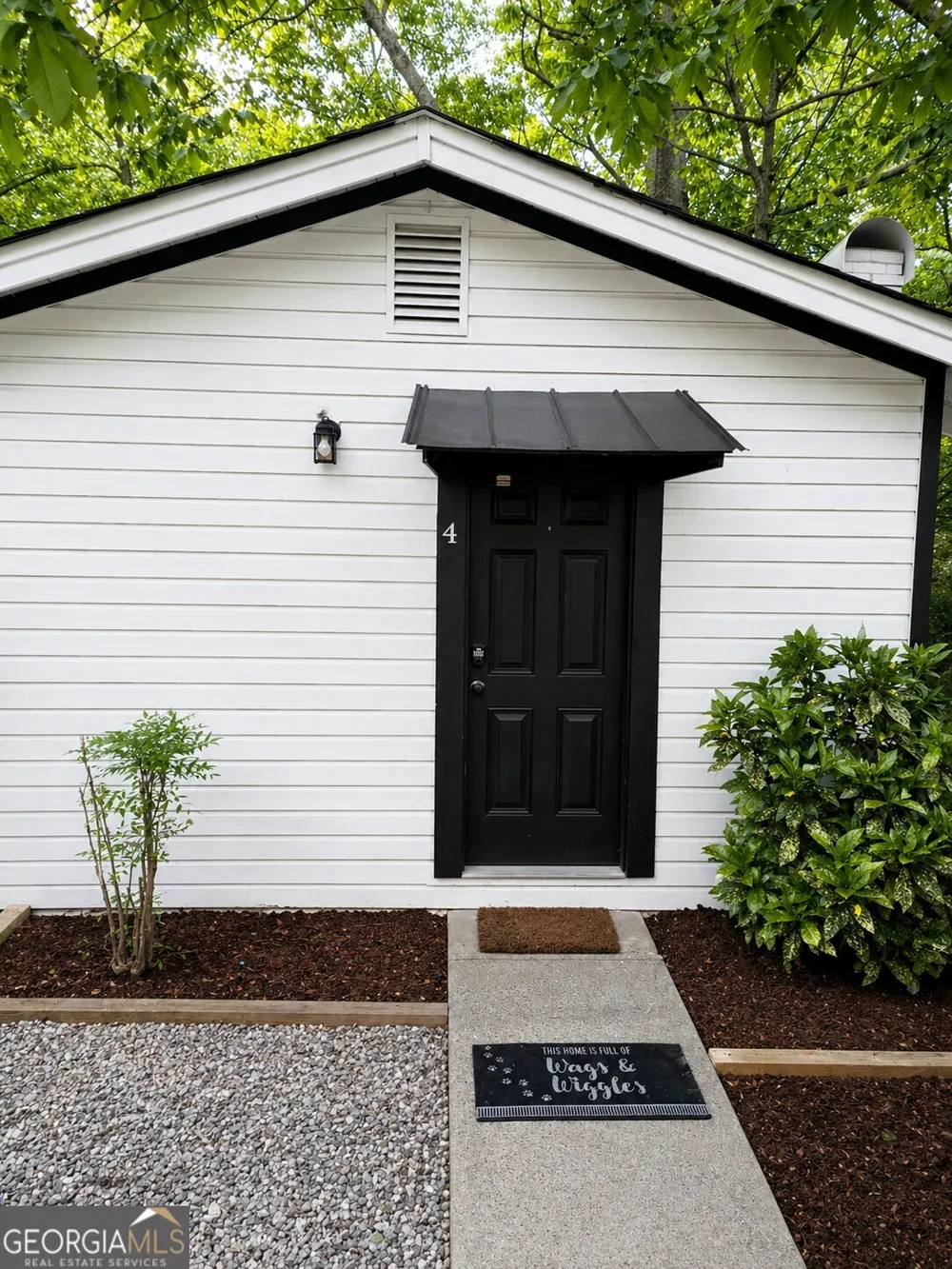 1522 Central AVE Demorest, GA 30535