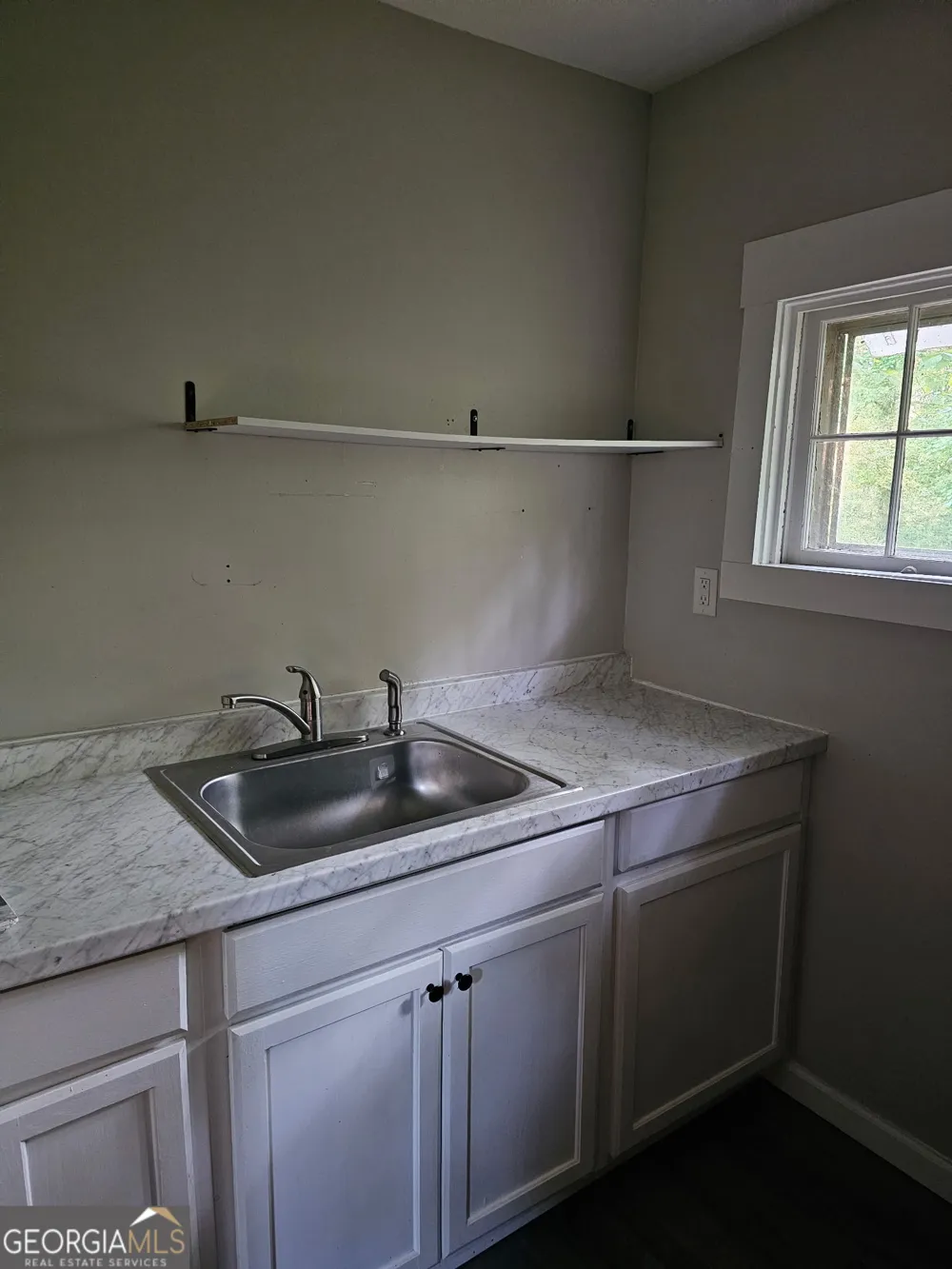 1522 Central AVE Demorest, GA 30535
