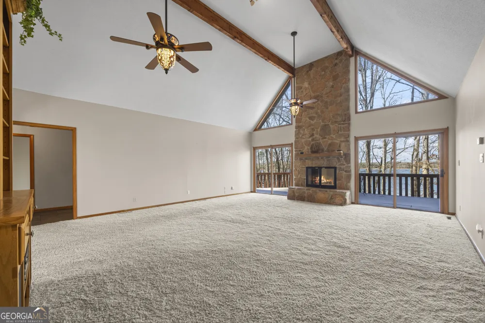234 Chandlers Ferry DR Hartwell, GA 30643