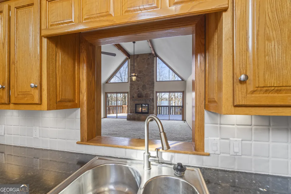 234 Chandlers Ferry DR Hartwell, GA 30643